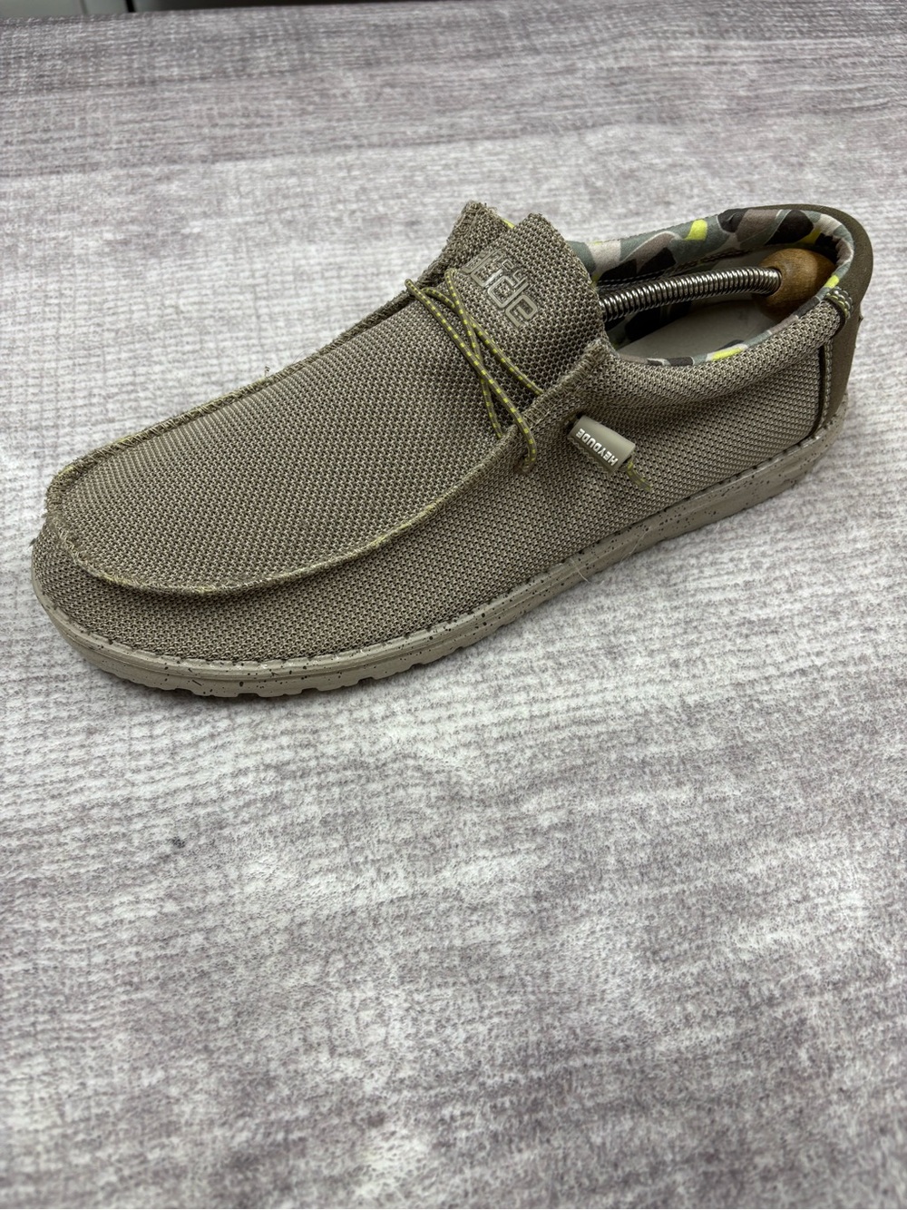 NWT Hey Dude Wally Sox Camel Shoes
Men Size 15 Gray Vaca Beach Breathable - Picture 3 of 10